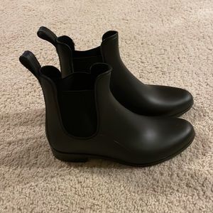Sam Edelman Tinsley waterproof rain boots